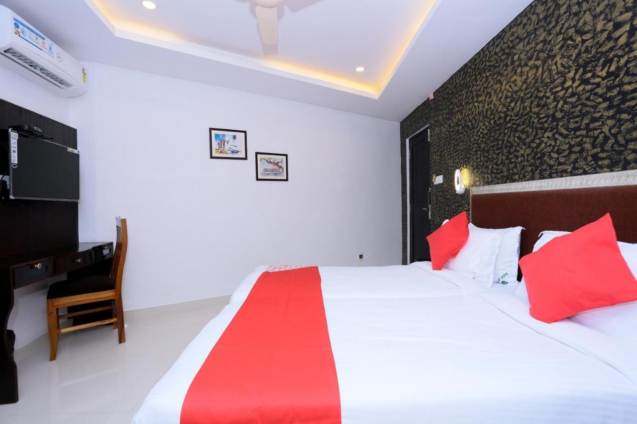 Capital O 61059 Green Life Hotel Kochi Exterior foto